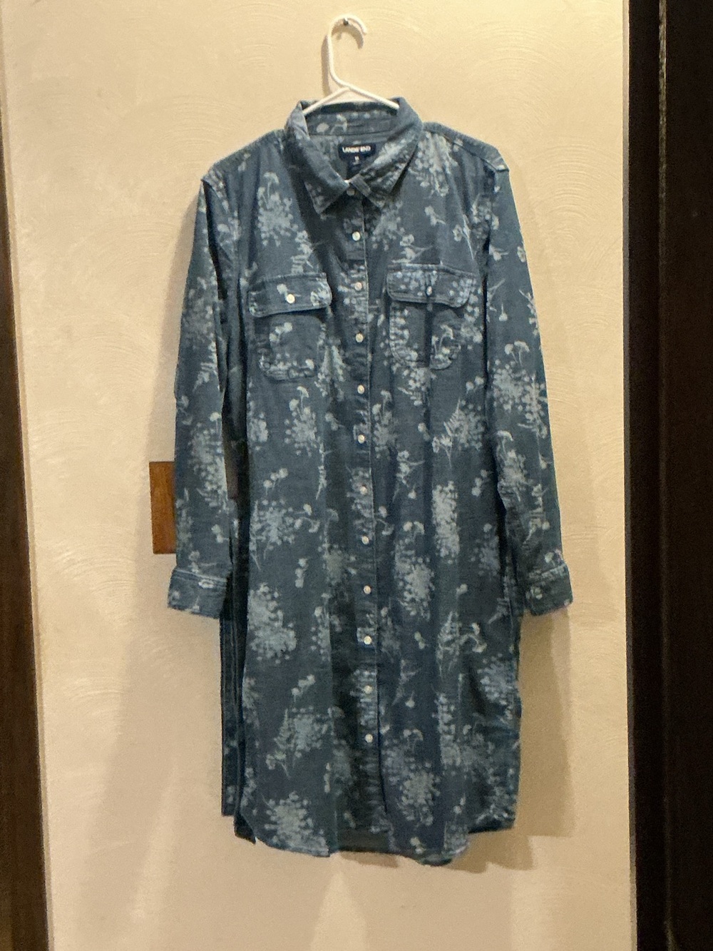 Lands' End Floral Print Women’s Denim Button Down Vintage Dress w/tie. Size XL.